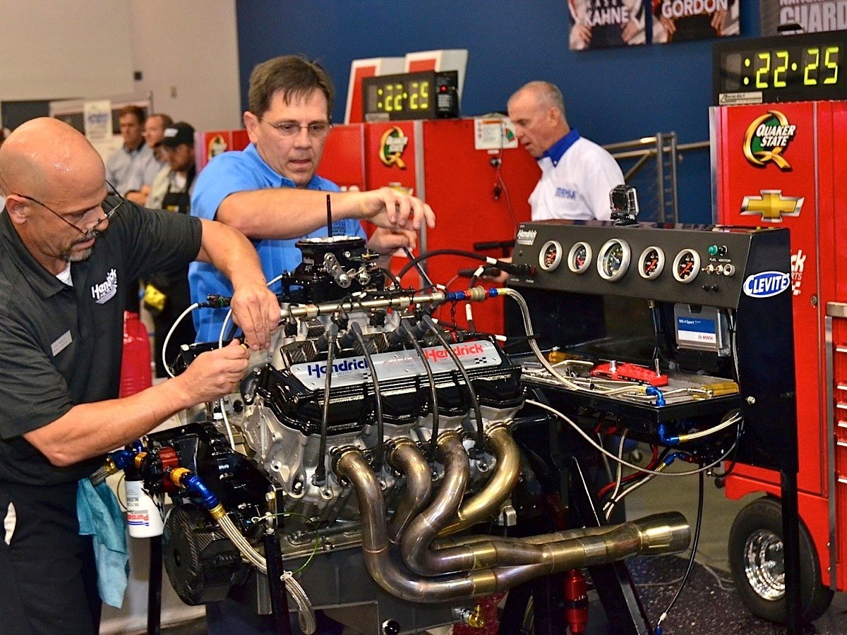 Video: Randy Dorton Hendrick Engine Builder Showdown Winners