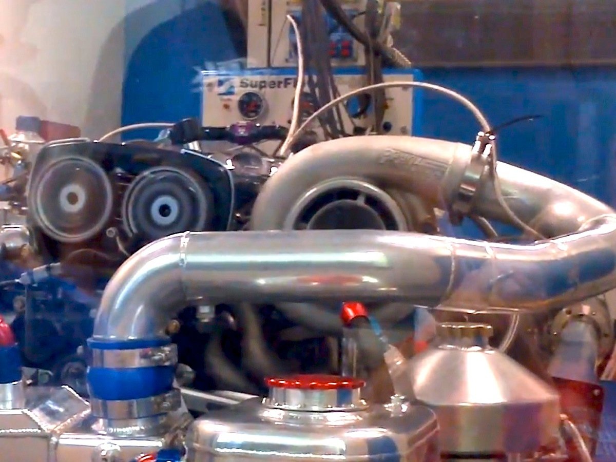 Video: Inline 6-cylinder RB26DETT Engine Makes 1,794 Horsepower
