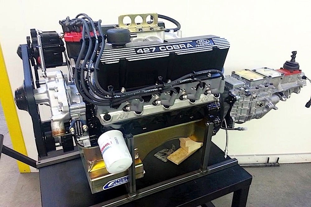 Video: Familiar-looking 427ci Ford Windsor Compares Carb & EFI