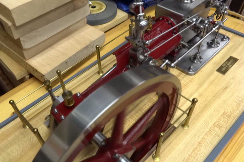 Video: Awe-Inspiring Lane And Bodley Corliss Scale Steam Engine