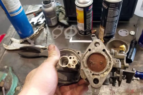 Video: Can You Really Clean A Carburetor With Pine-Sol?