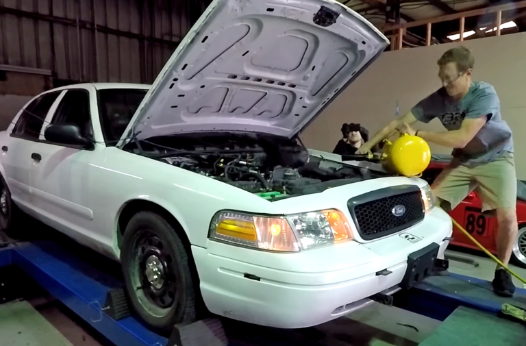 Video: What Happens When You Dump An Air Tank Into Your Intake?