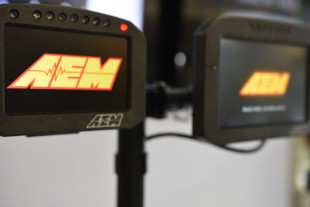PRI 2018: New Flat-Panel Dash Displays From AEM