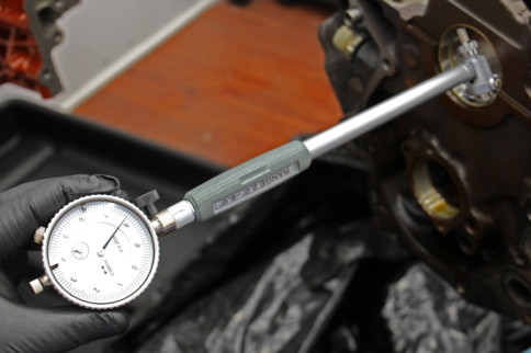 EngineLabs' Tool Of The Month — Summit Racing Pro Dial Bore Gauge