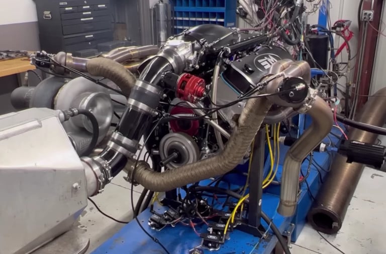 Steve Morris Makes This Drag And Drive Big-Block Sing On The Dyno