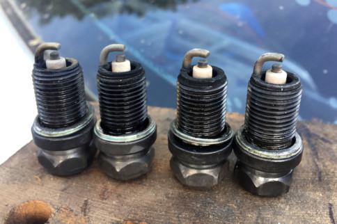 What I Learned Today With Jeff Smith — Oil On The Spark Plug Threads