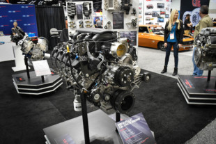 PRI 2022: Ford Performance Unleashes Megazilla Crate Engine On Crowd