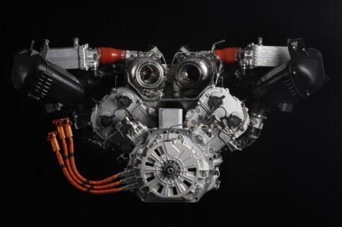 Lamborghini’s New 10,000-RPM Flat-Plane 4.0L Twin-Turbo V8 Engine