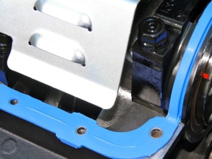 useful-tips-installing-oil-pans-right-way8